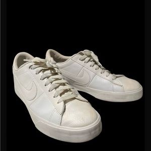 Nike Mens Sweet Classic 318333-114 White Casual Shoes